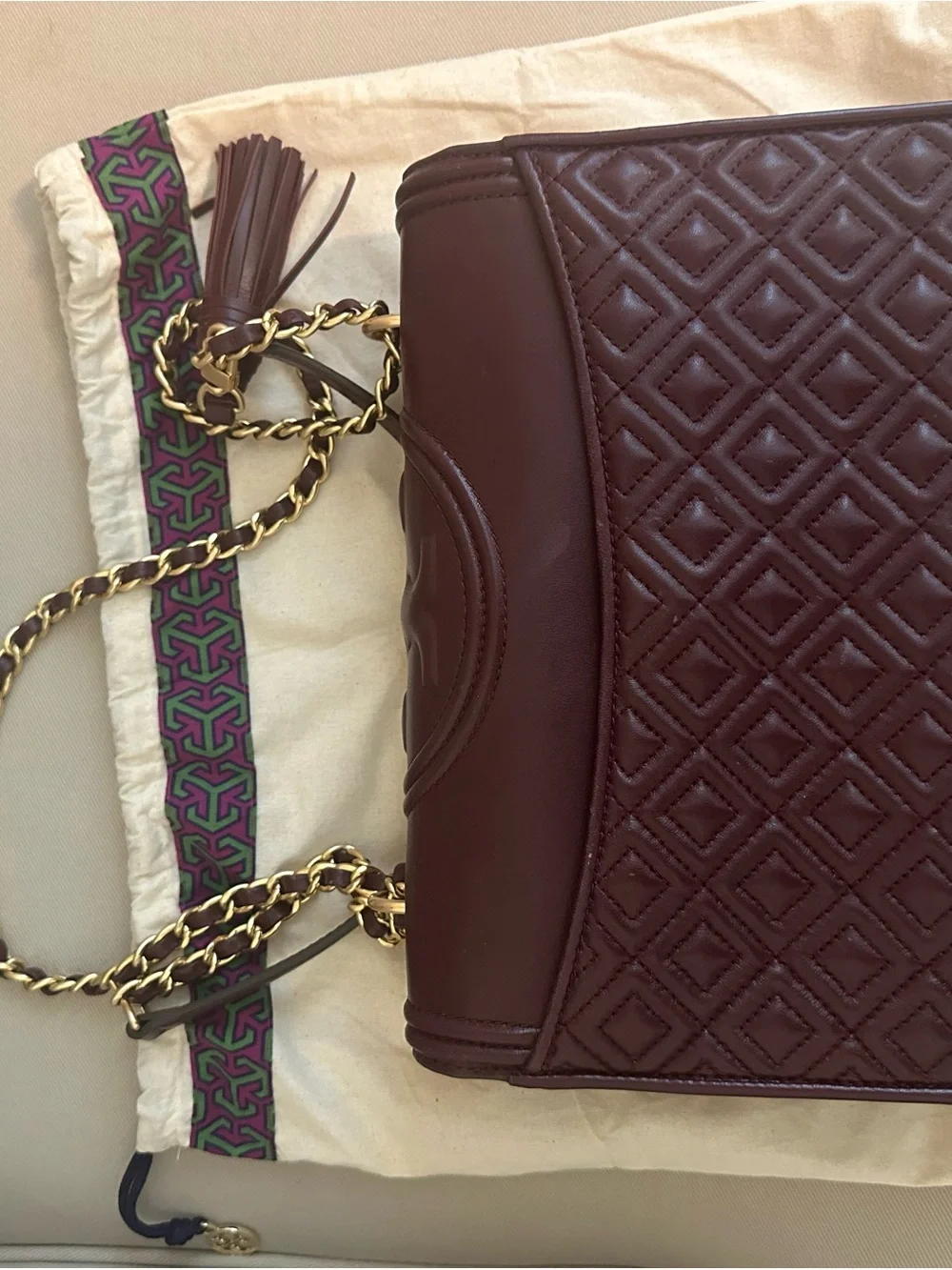 Tory Burch Fleming Quilted Shoulder Bag - Bordeaux